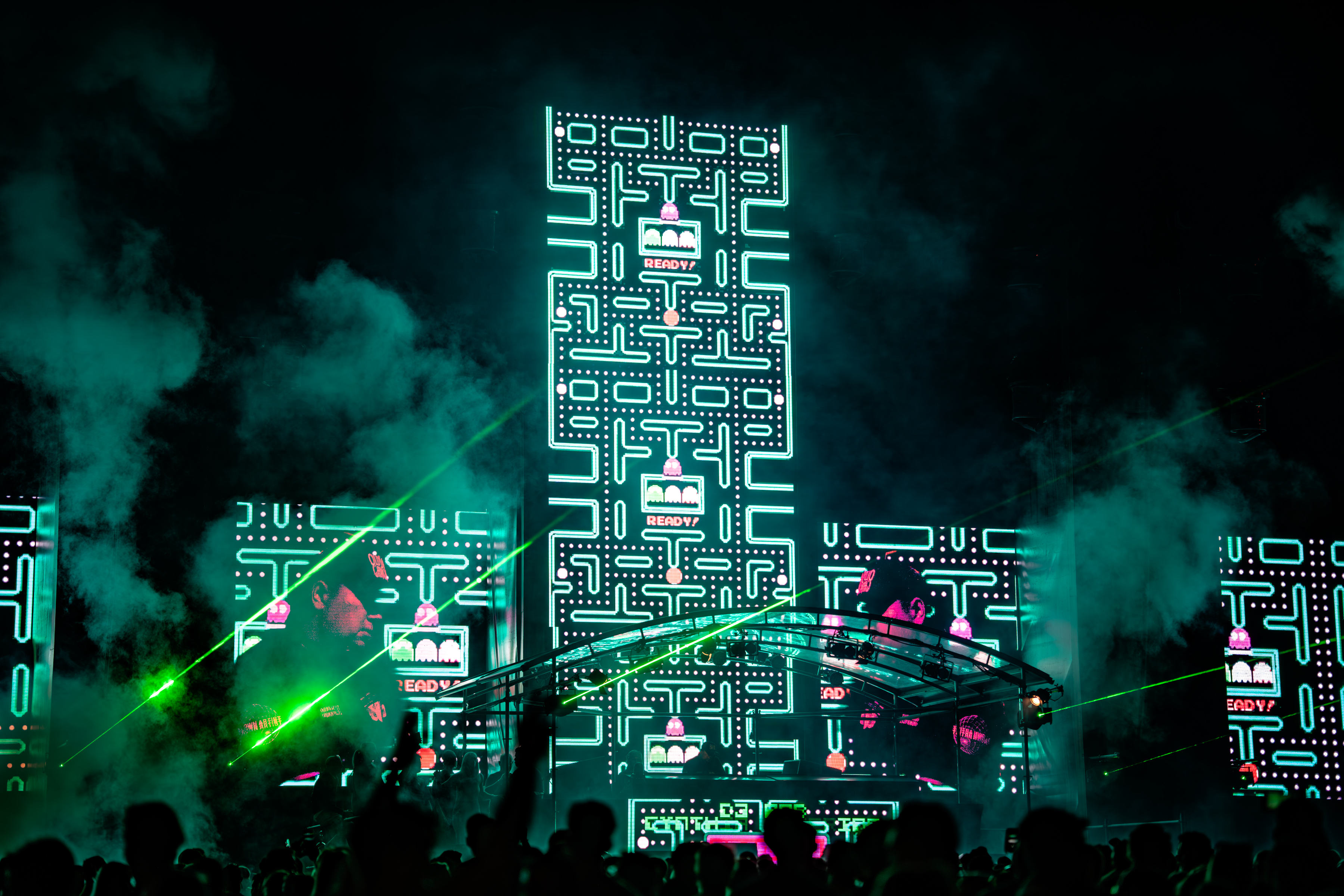 Grid images